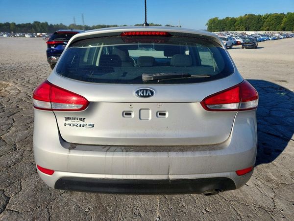 2016 KIA FORTE GL (Middle-Low Grade)