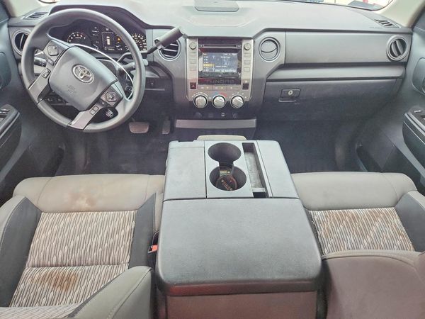 2018 TOYOTA TUNDRA SR/SR5