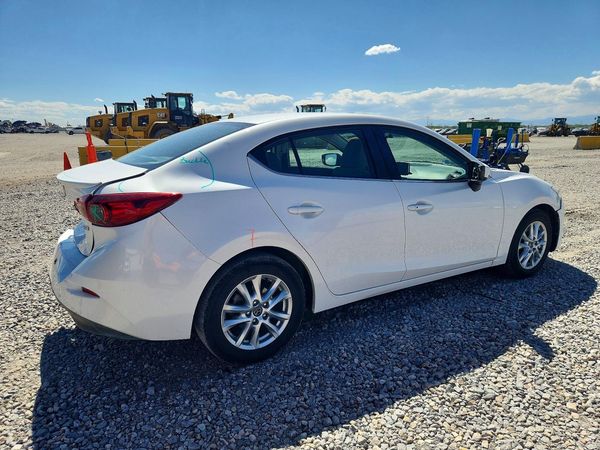 2015 MAZDA 3 Touring/GS