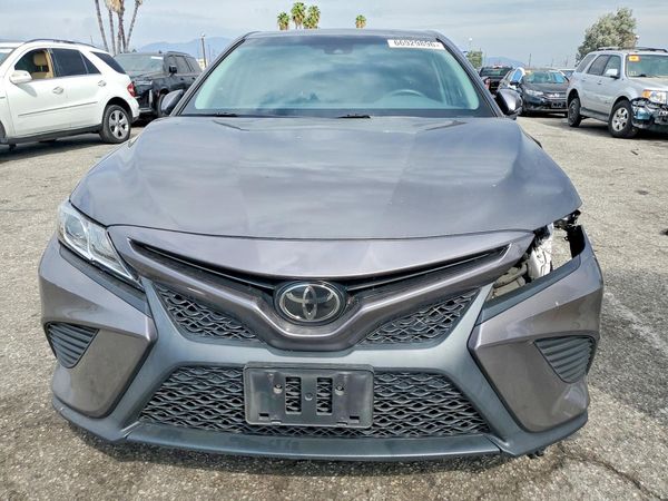 2018 TOYOTA CAMRY