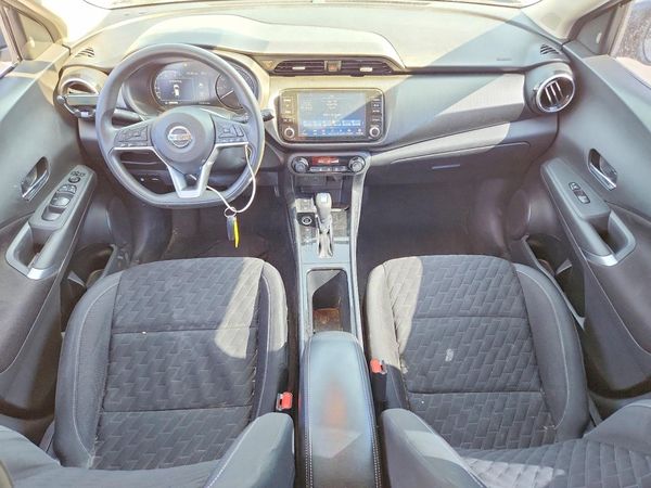 2021 NISSAN KICKS