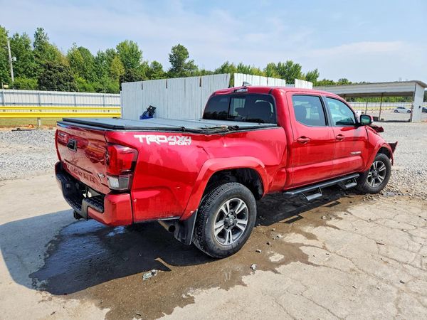 2019 TOYOTA TACOMA SR5