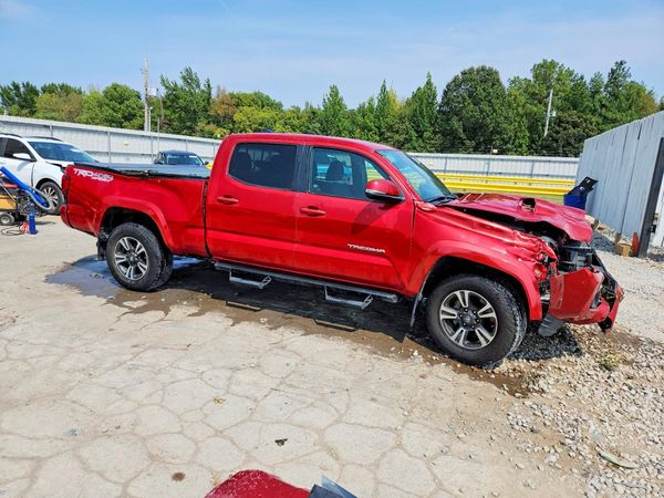 2019 TOYOTA TACOMA SR5
