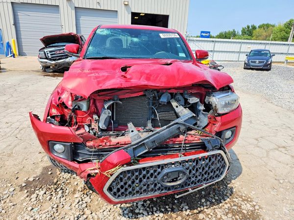2019 TOYOTA TACOMA SR5