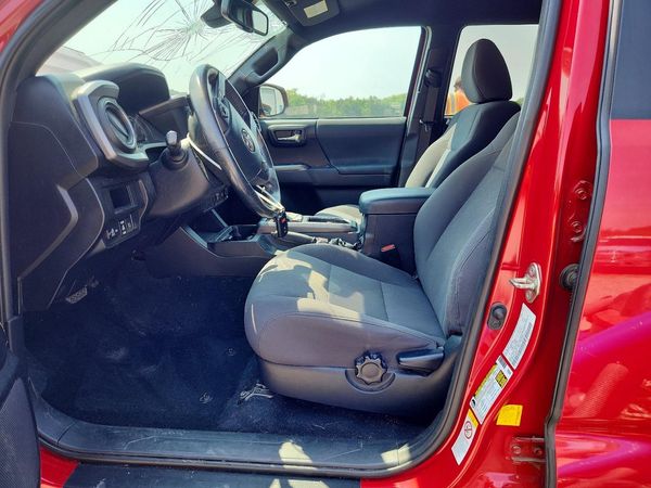 2019 TOYOTA TACOMA SR5
