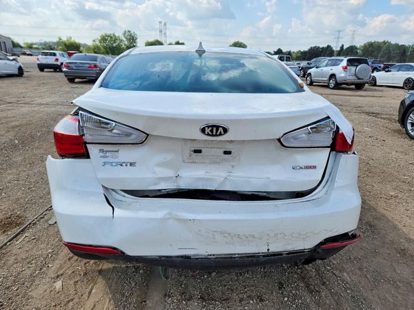 2016 KIA FORTE