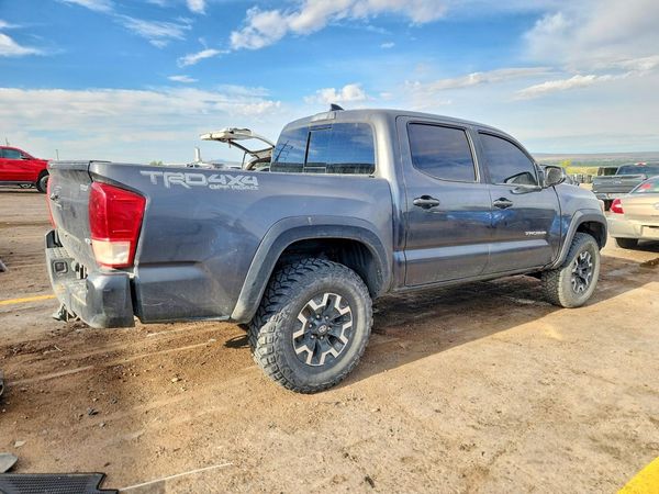 2018 TOYOTA TACOMA