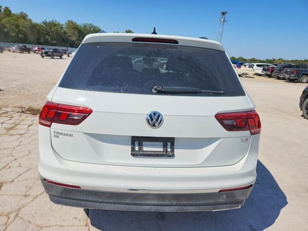 2018 VOLKSWAGEN TIGUAN SE, SEL
