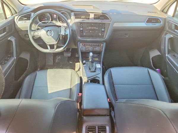 2018 VOLKSWAGEN TIGUAN SE, SEL