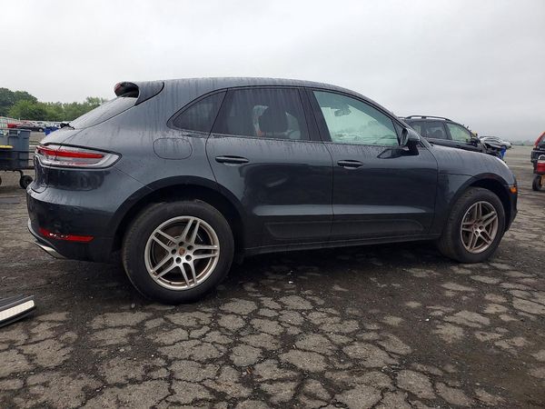 2021 PORSCHE MACAN Base