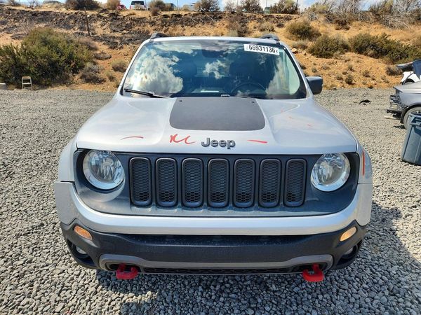 2016 JEEP RENEGADE Trailhawk