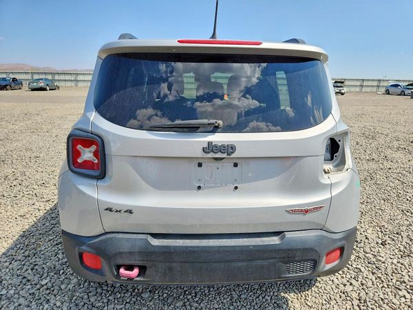 2016 JEEP RENEGADE Trailhawk
