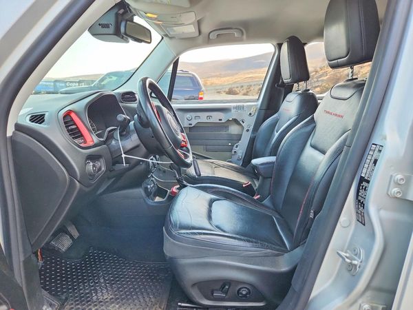 2016 JEEP RENEGADE Trailhawk
