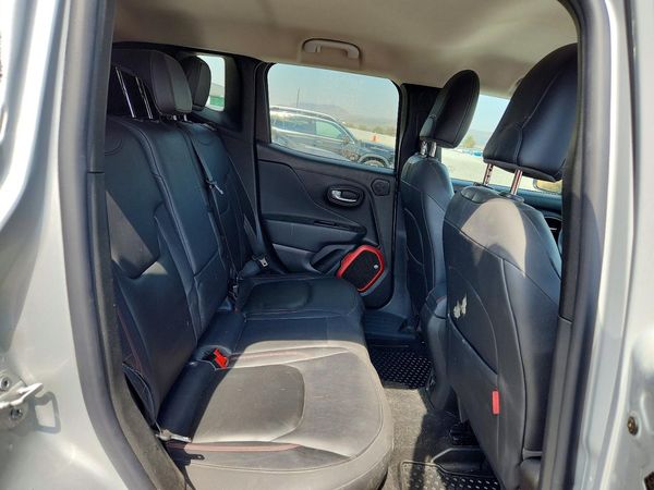 2016 JEEP RENEGADE Trailhawk