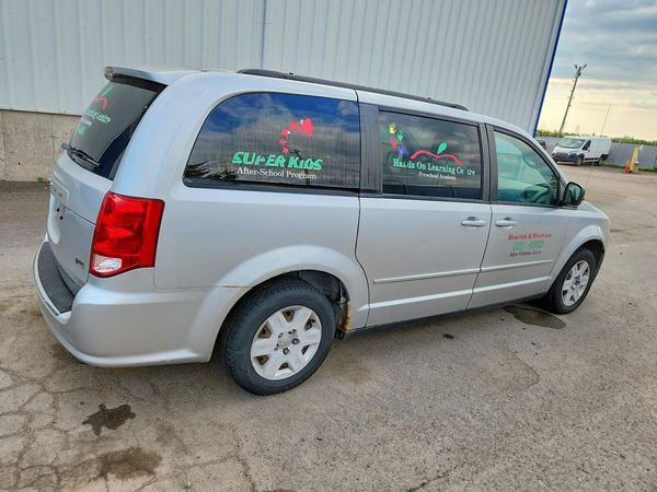 2012 DODGE GRAND CARAVAN SE