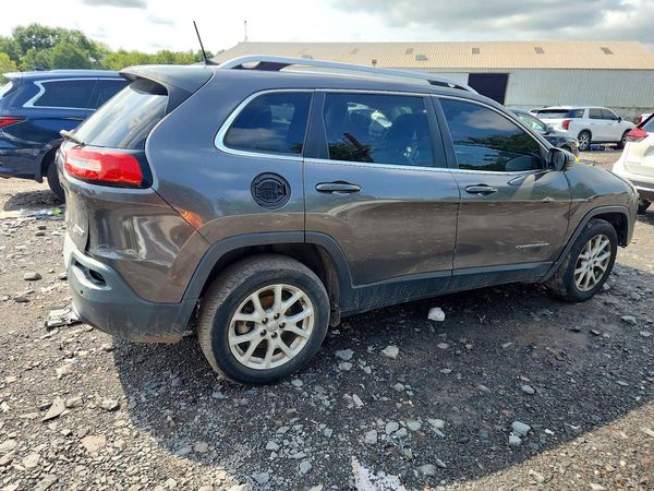 2018 JEEP CHEROKEE Latitude Plus — PSRA