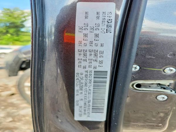 2018 JEEP CHEROKEE Latitude Plus — VINS