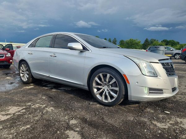 2017 CADILLAC XTS Luxury