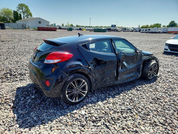 2016 HYUNDAI VELOSTER