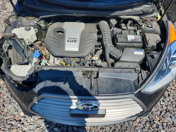 2016 HYUNDAI VELOSTER