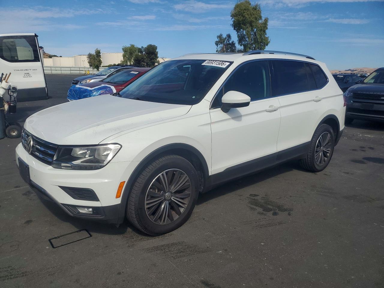 2018 VOLKSWAGEN TIGUAN SE, SEL