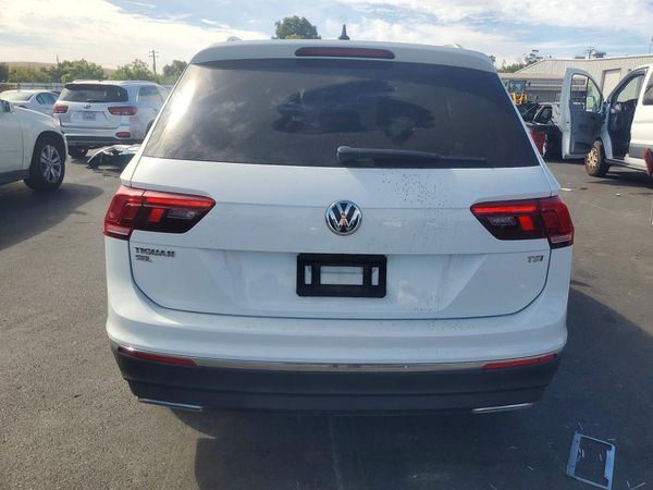 2018 VOLKSWAGEN TIGUAN SE, SEL