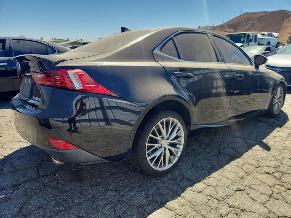 2016 LEXUS IS 200t