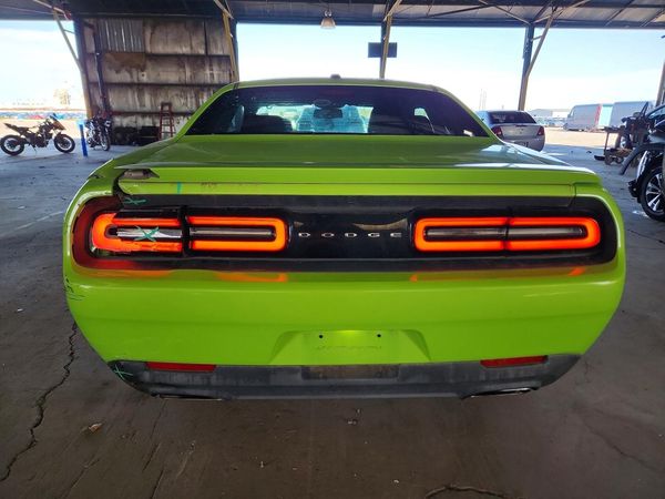 2015 DODGE CHALLENGER SXT