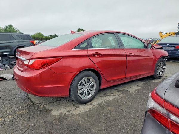 2012 HYUNDAI SONATA Middle-low level