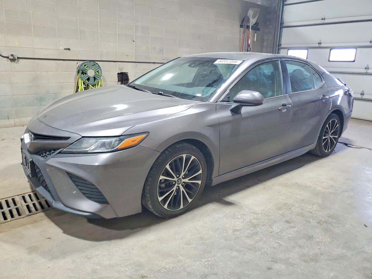 2018 TOYOTA CAMRY L/LE/SE/XLE