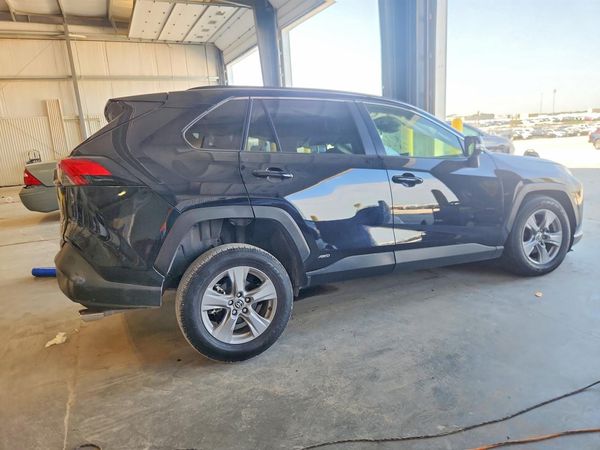 2025 TOYOTA RAV4 XLE — PSRA