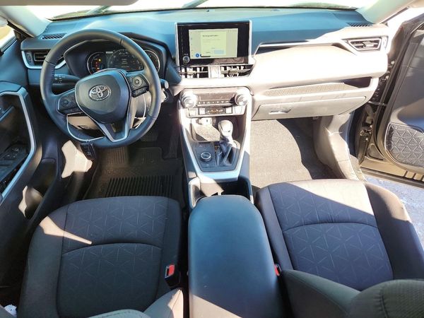 2025 TOYOTA RAV4 XLE — CKPT