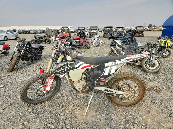 2019 KTM 350