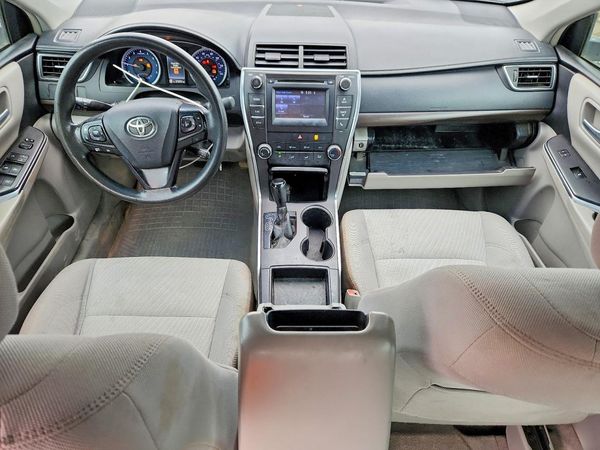 2017 TOYOTA CAMRY