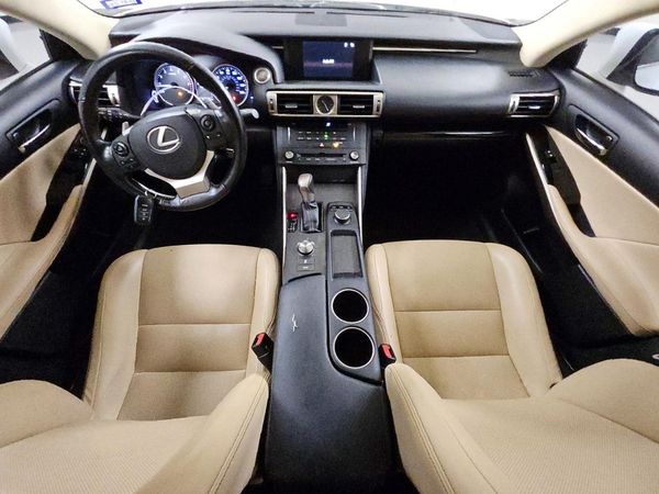 2015 LEXUS IS 250