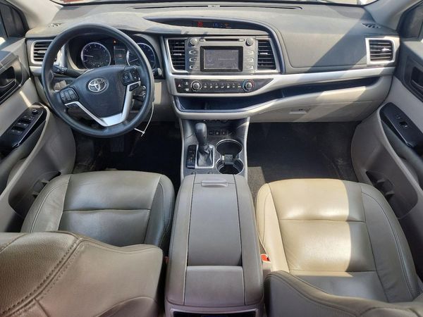 2019 TOYOTA HIGHLANDER