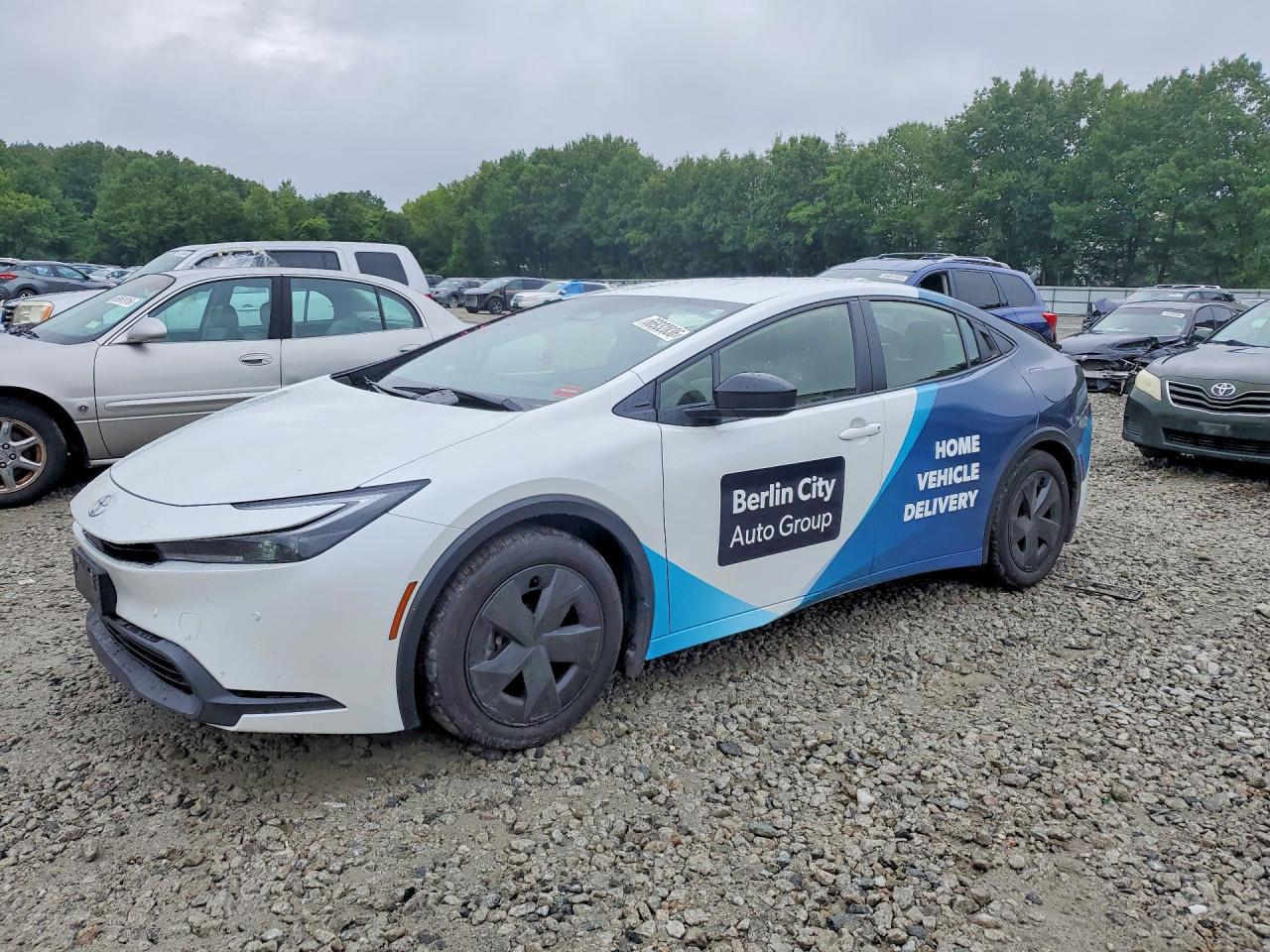 2024 TOYOTA PRIUS