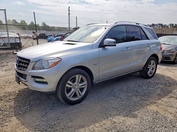 2012 MERCEDES-BENZ ML ML350 4-MATIC — Front 3/4