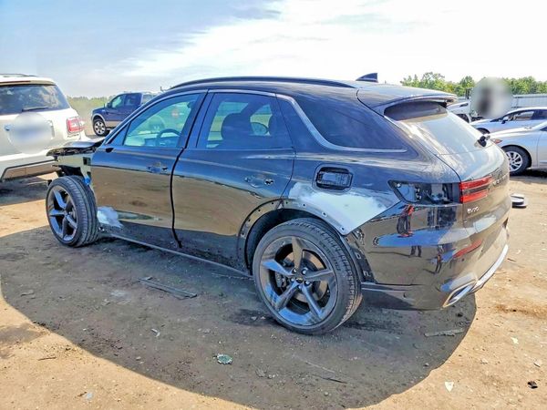 2026 GENESIS GV70