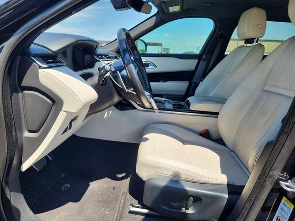2019 LAND ROVER RANGEROVER R-Dynamic SE — DENT