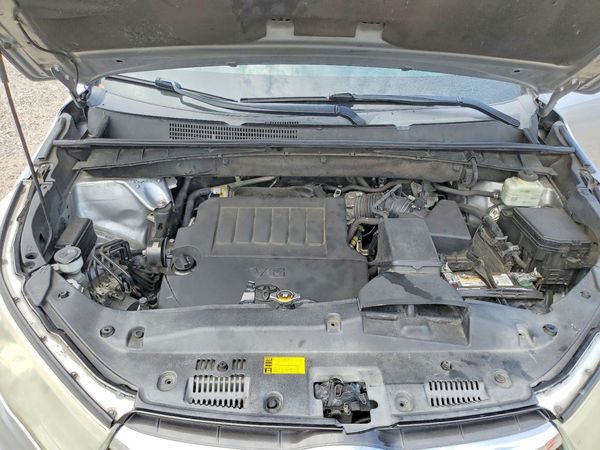 2016 TOYOTA HIGHLANDER