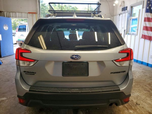 2020 SUBARU FORESTER