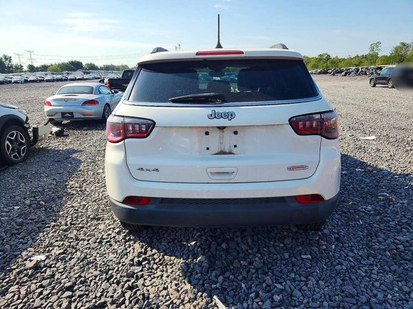 2017 JEEP COMPASS