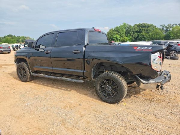 2021 TOYOTA TUNDRA SR5 grade