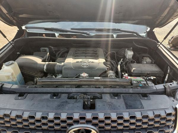 2021 TOYOTA TUNDRA SR5 grade