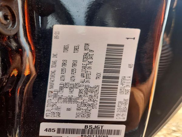 2021 TOYOTA TUNDRA SR5 grade