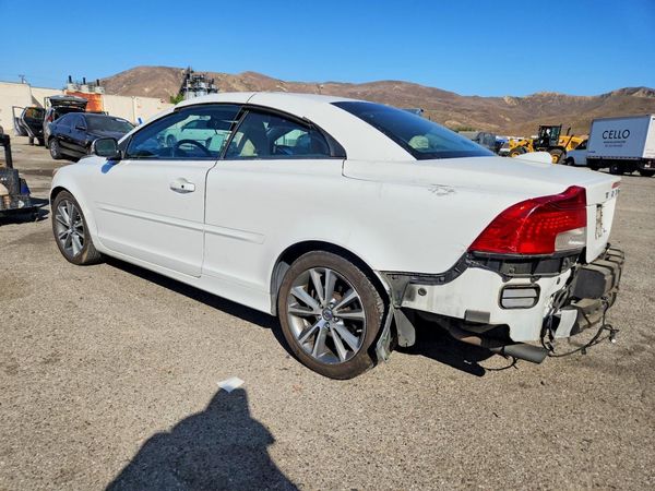 2012 VOLVO C70