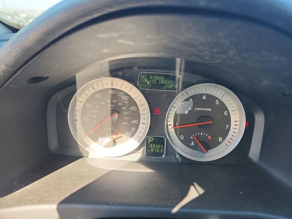 2012 VOLVO C70