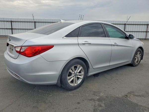 2013 HYUNDAI SONATA GLS/ GLS Popular