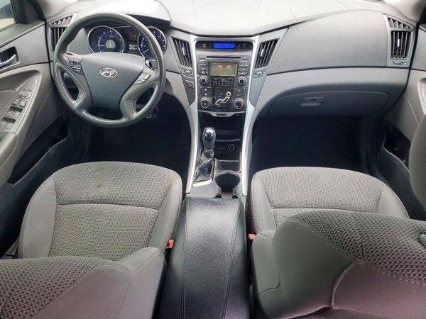 2013 HYUNDAI SONATA GLS/ GLS Popular